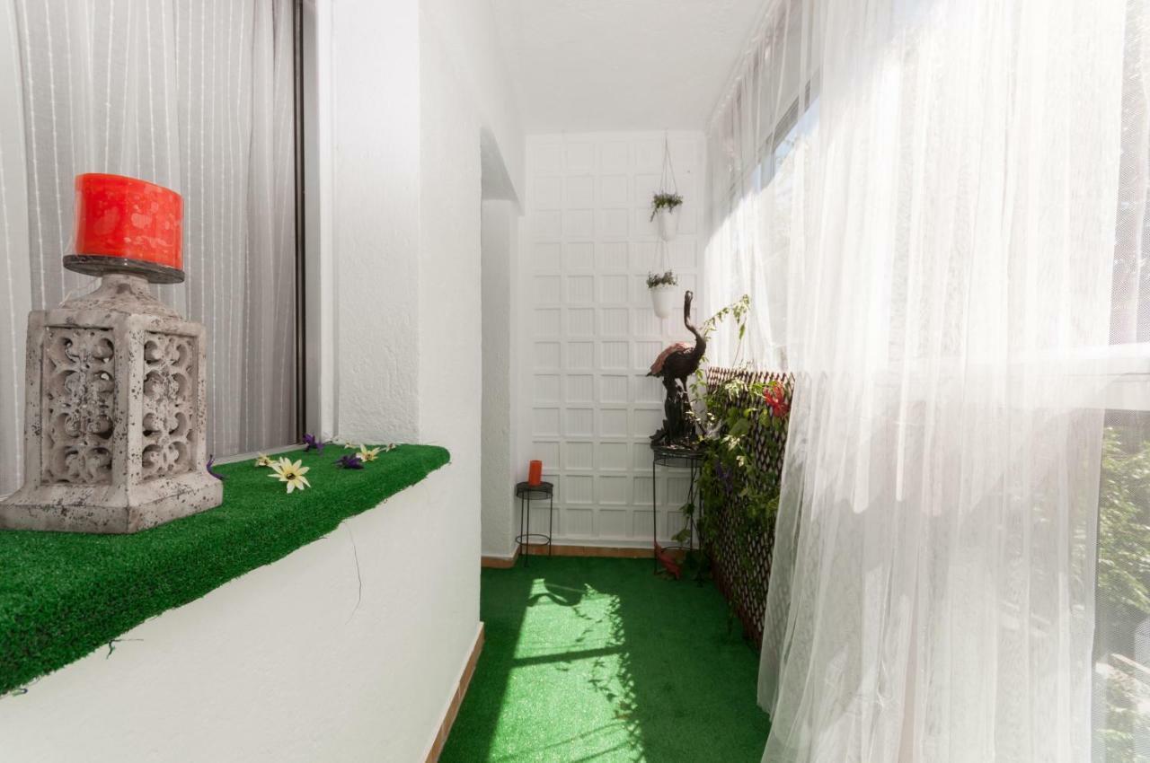 32 Marques Real Apartment Madrid Exterior photo